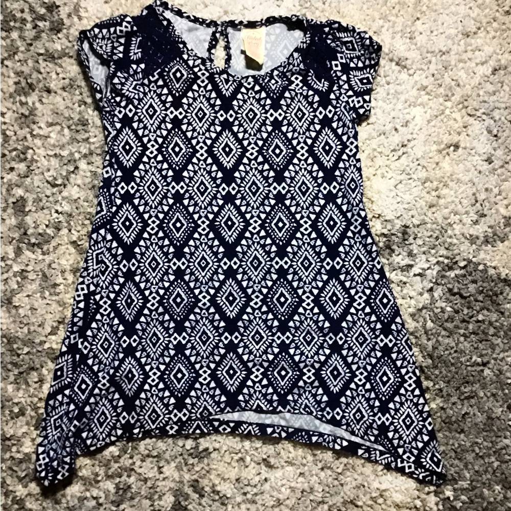 Girls faded glory shirt